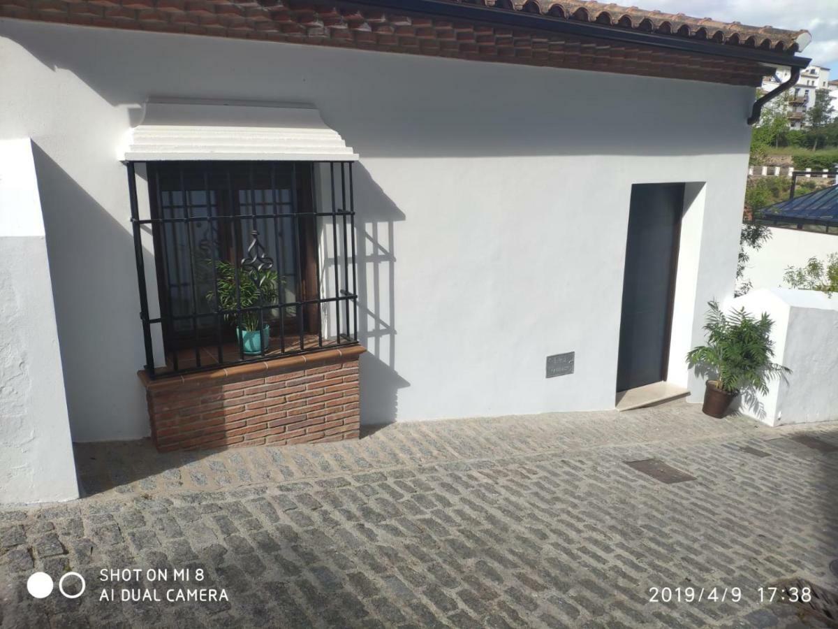 Apartamentos Cantareria, Azahar Setenil De Las Bodegas Exteriör bild